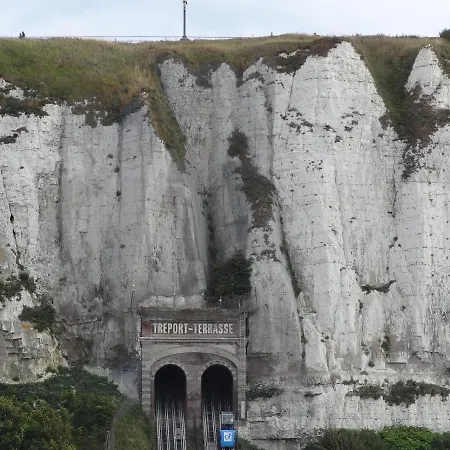 La Houlotte, Maison De Pecheur A 200m De La Plage! Holiday home *