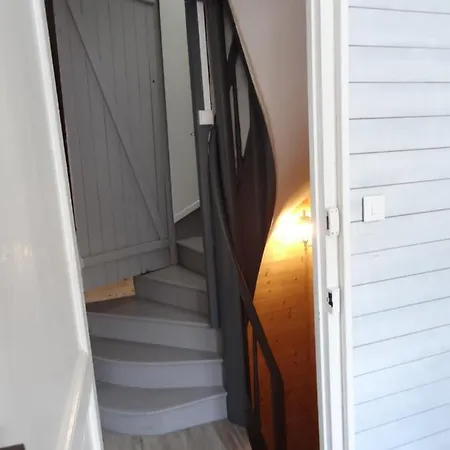 Holiday home La Houlotte, Maison De Pecheur A 200m De La Plage! Le Treport