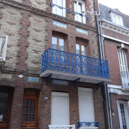 La Houlotte, Maison De Pecheur A 200m De La Plage! Holiday home *