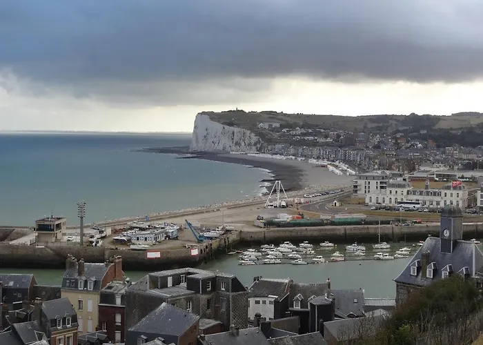 Casa vacanze La Houlotte, Maison De Pêcheur à 200m De La Plage! Le Tréport