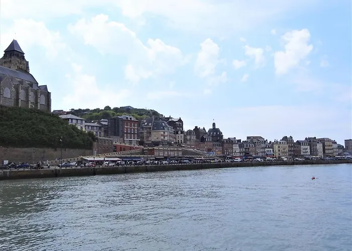 Casa vacanze La Houlotte, Maison De Pêcheur à 200m De La Plage! Le Tréport